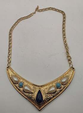 VINTAGE Avon Collar Necklace Egyptian Revival Cleopatra Gold Tone COLOR BEADS